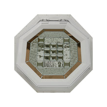 Park Avenue Venting Octagon Window Clay