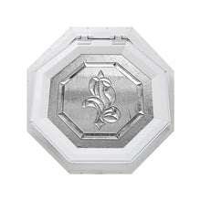 Bevelpane Venting Octagon Window with Iris Deco